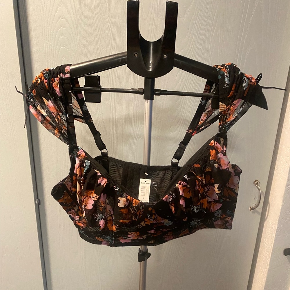 Torrid Ruched Mesh Cap Sleeve Underwire Bra